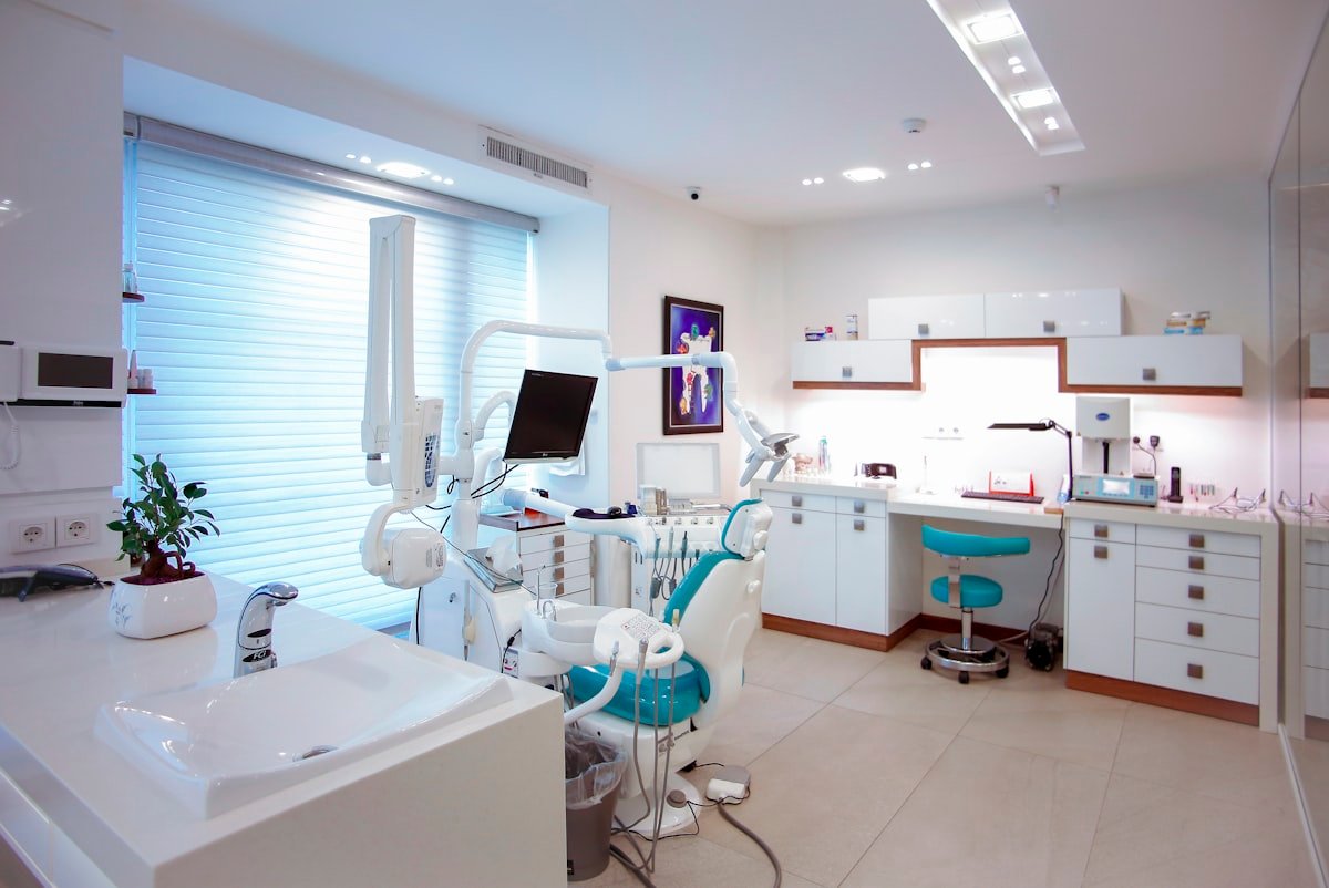 Modern clinic space for non-invasive aesthetic training